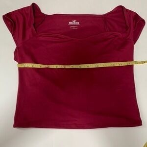 Women’s NWOT Hollister top size large